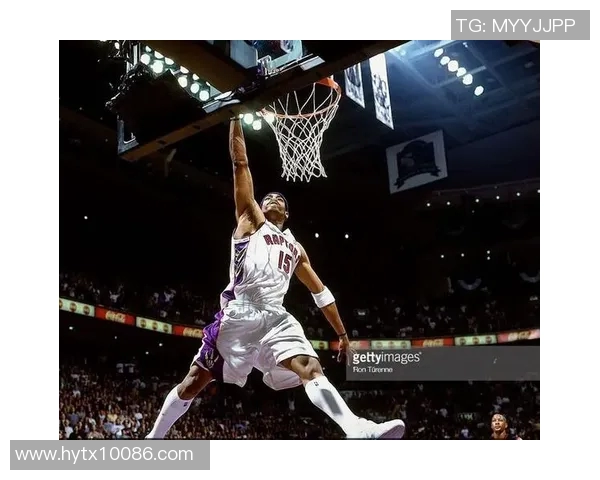 01年76人对阵猛龙的经典对决回顾与精彩瞬间分析