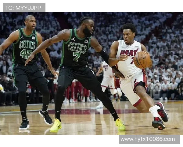 热火与凯尔特人精彩对决全场录像回放分析与精彩瞬间集锦